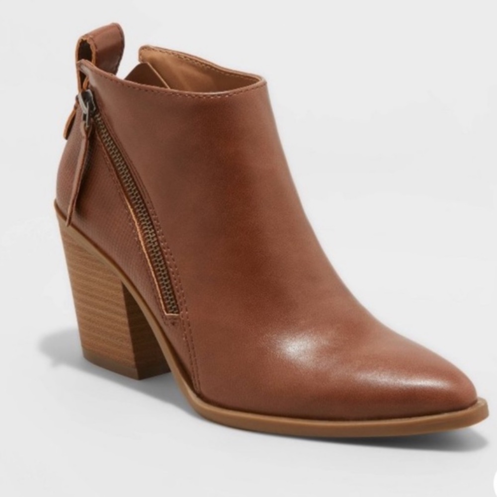 DV By Dolce Vita - Cognac Booties